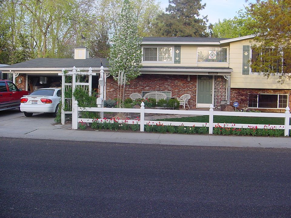 1st image of 4204 N Kilarney Dr