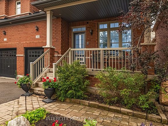 4th image of 162 Holmes Cres