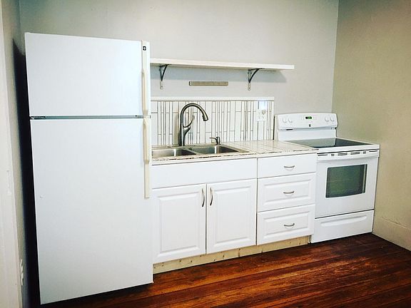4th image of 2627 Avenue K #2
