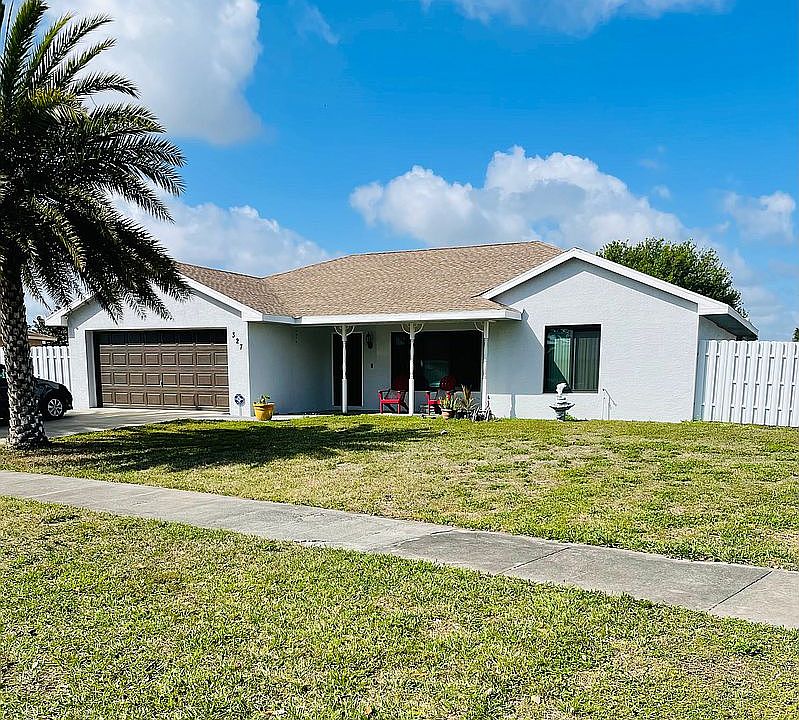 1st image of 327 W Sugarland Cir