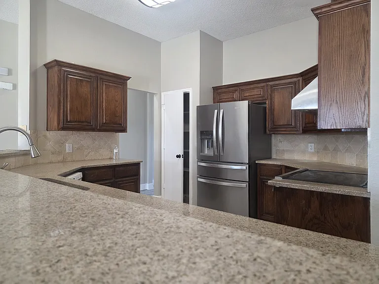 322 McMurtry Dr — Photo 5