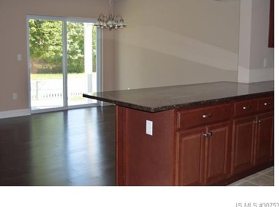 5th image of 15 Wiley Way