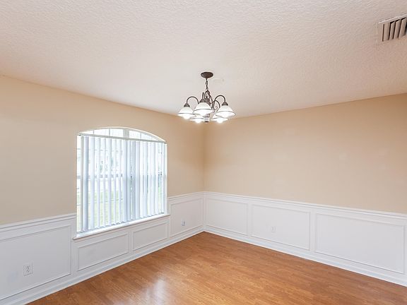 5th image of 3079 MAJESTIC OAKS Lane