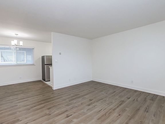 2nd image of 1710 S Grant St APT 3