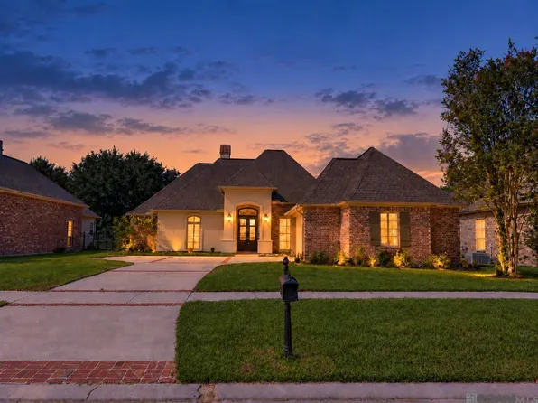 18197 Lake Harbor Ln, Prairieville, LA 70769