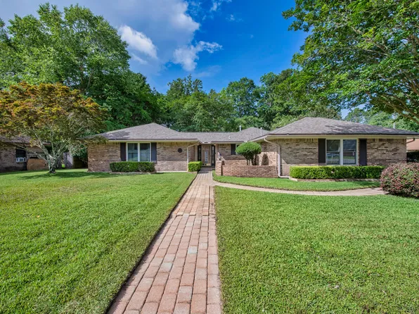 759 Overbrook Dr, Fort Walton Beach, FL 32547