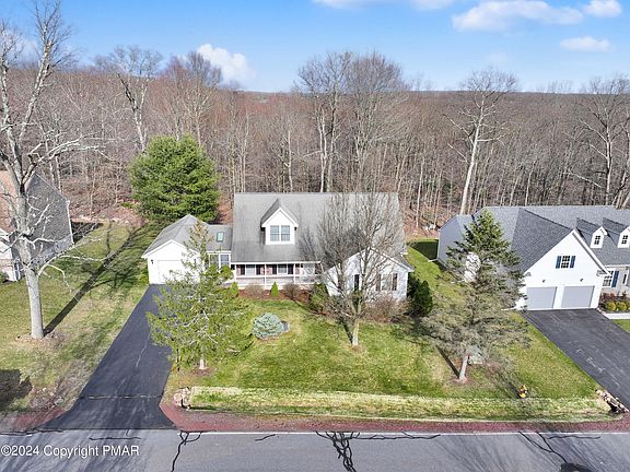 2nd image of 307 Golden Oaks Dr