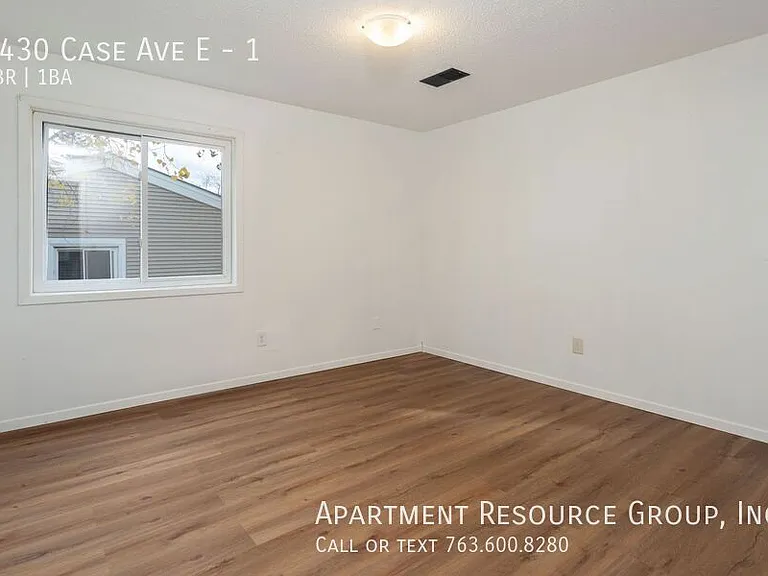 1430 Case Ave E #1 — Photo 10