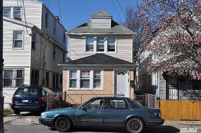 1st image of 10528 172nd St