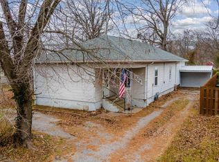 308 N Washington Blvd, West Frankfort, IL 62896
