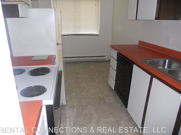 4th image of 906 W Heron St APT B