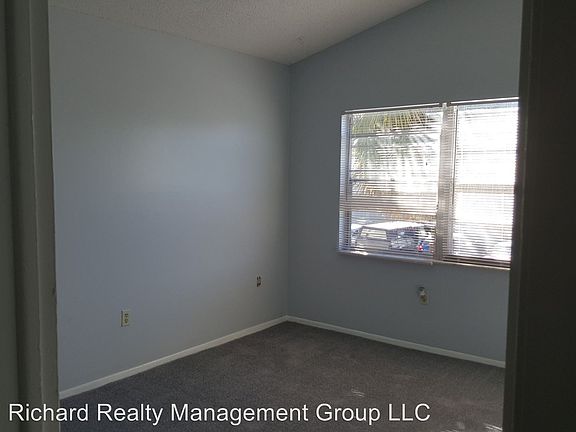 4th image of 6037 Amberly Ct