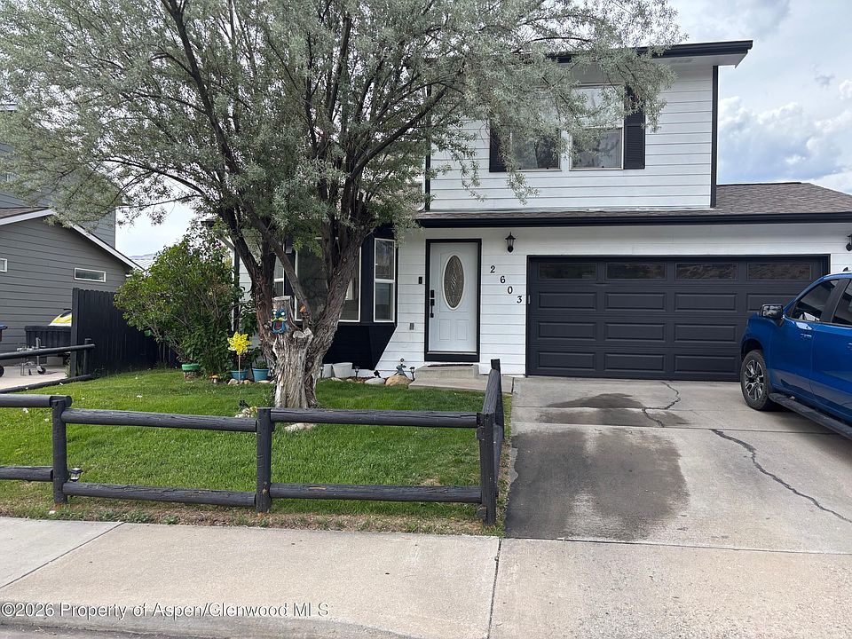 1st image of 2603 Acacia Ave