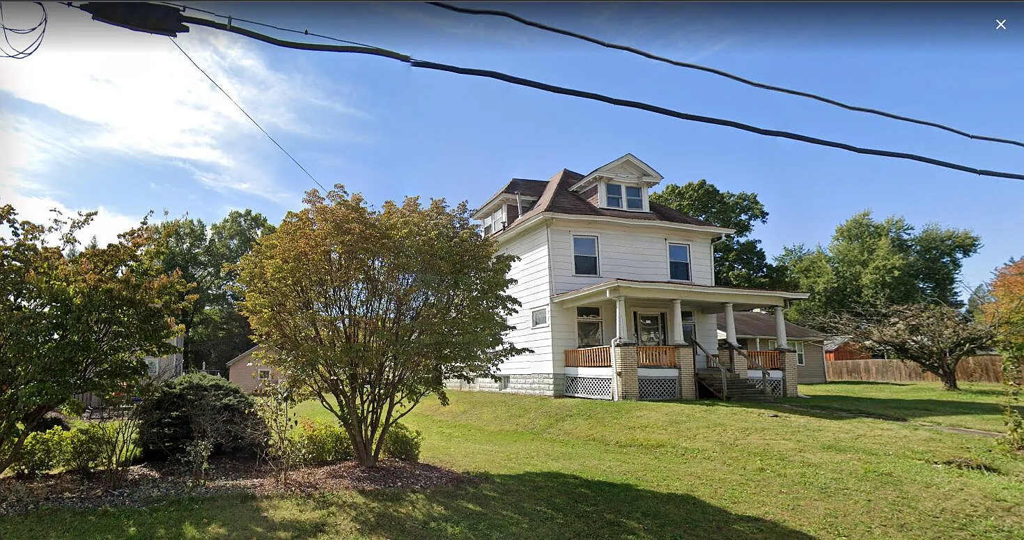 1505 W State St photo 1