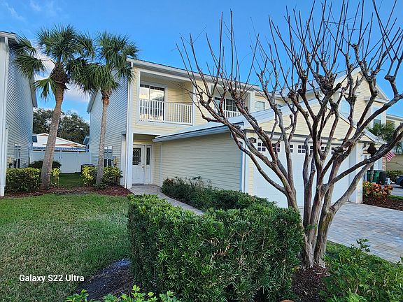 4th image of 924 Woodbridge Ct #924