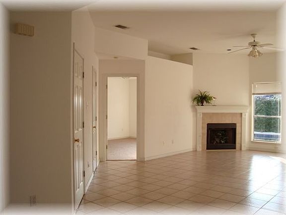 5th image of 15253 Main Royal Dr