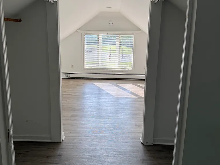 1076 New Loudon Rd — Photo 14