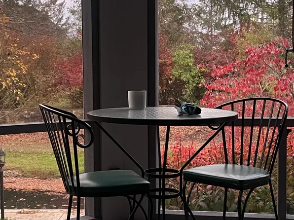 (undisclosed Address), Crossville, TN 38572