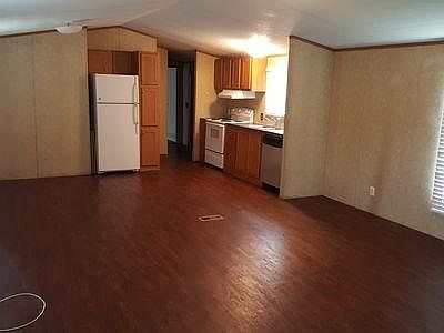 2nd image of 4735 Singletary St