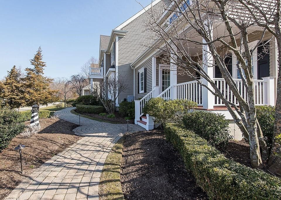 14 Mockingbird Ln, North Attleboro, MA 02760 Zillow