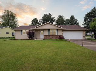 1125 Sentinel Dr, Janesville, WI 53546
