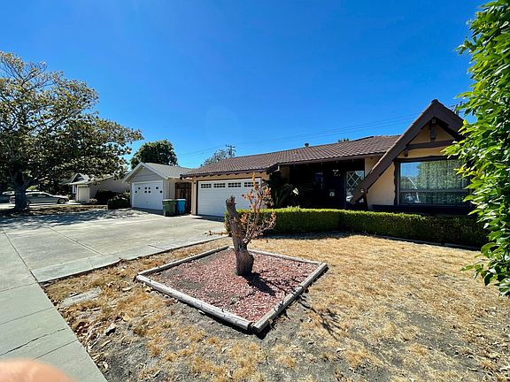 3rd image of 3025 Warburton Ave