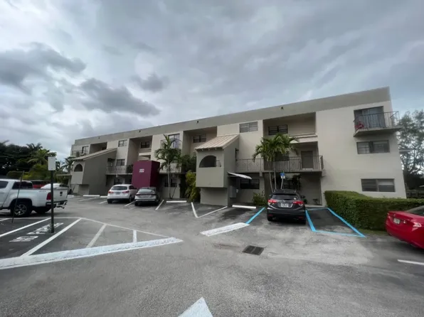 1111 NW 43rd Ave APT 207, Miami, FL 33126