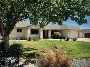 2247 Everest Dr, Redding, CA 96001