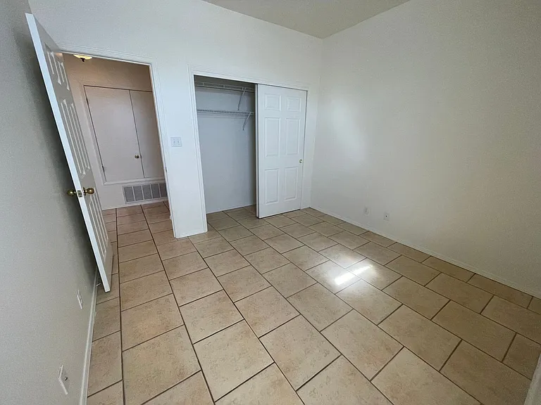 4300 Saddlewood Trl SE — Photo 12