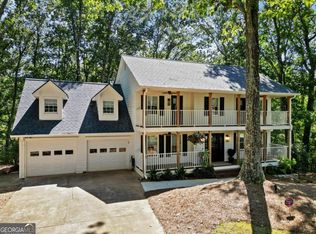 618 Apache Trl, Woodstock, GA 30189