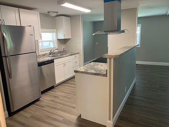5th image of 4442 Sir Kenneth Dr Lot 98