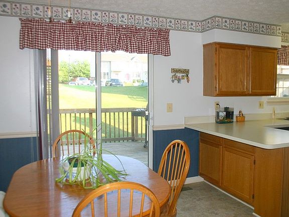 ...with sliders to deck!