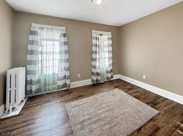 62 Summit Ave APT B, Phillipsburg, NJ 08865