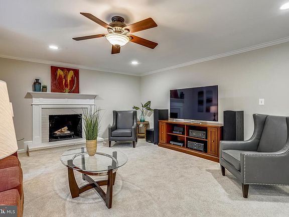 3rd image of 1511 Allview Dr