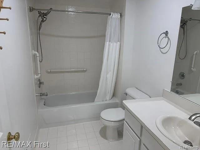 16713 Kensington Dr — Photo 9