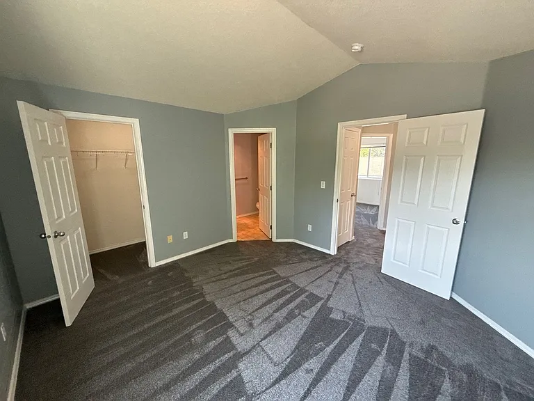 4105 Windy Ave NE — Photo 22