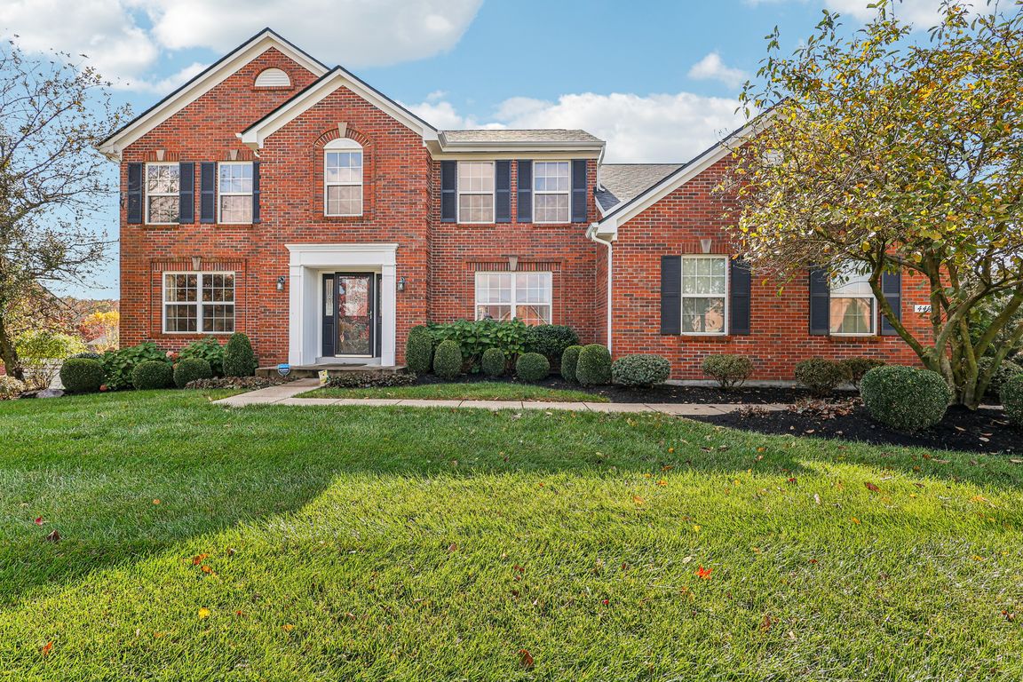 Hackberry Ct-S0111-001.jpg