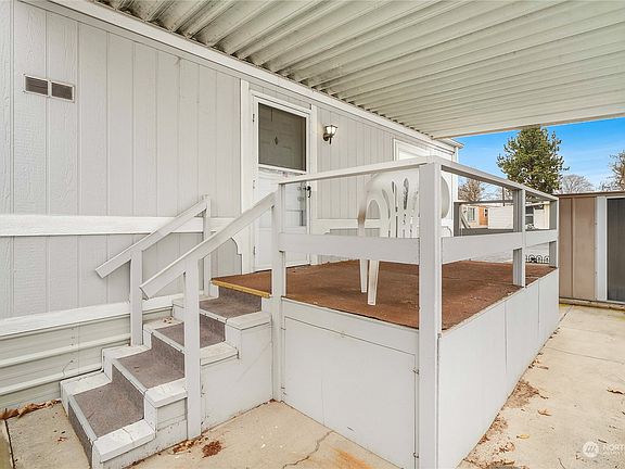4th image of 4179 Orchard Drive NE #14
