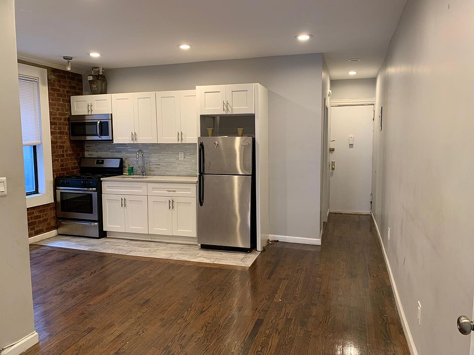 1st image of 2380 Grand Ave #1L