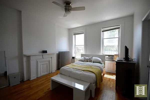 Rented by Halstead Real Estate | media 16