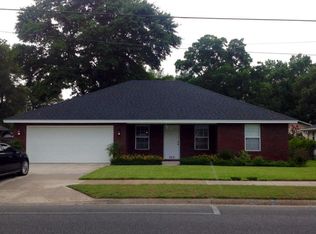 360 N 5th St, Macclenny, FL 32063