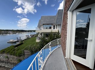 700 Steamboat Rd, Greenwich, CT 06830