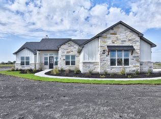 5138 Barbarossa Rd, Seguin, TX 78155