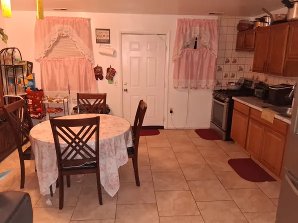 650 Williams Avenue image 22 of 41