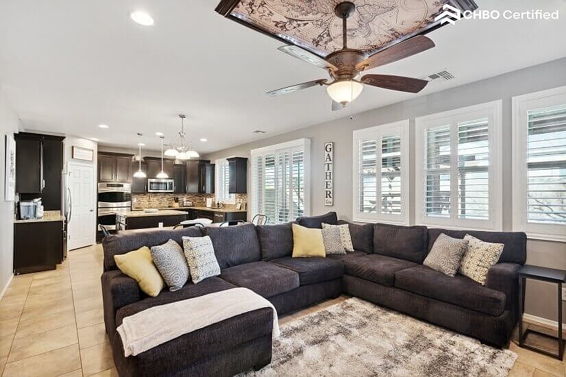 Glendale furnished house - 5 bedrooms!