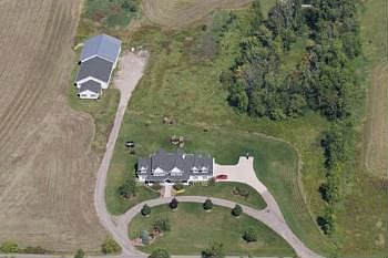 1st image of 2558 Wrenwood Ln