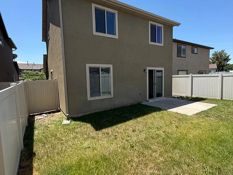4 Arnold Dr — Photo 39