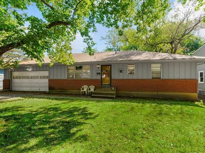 8005 Main St, Kansas City, MO, 64114