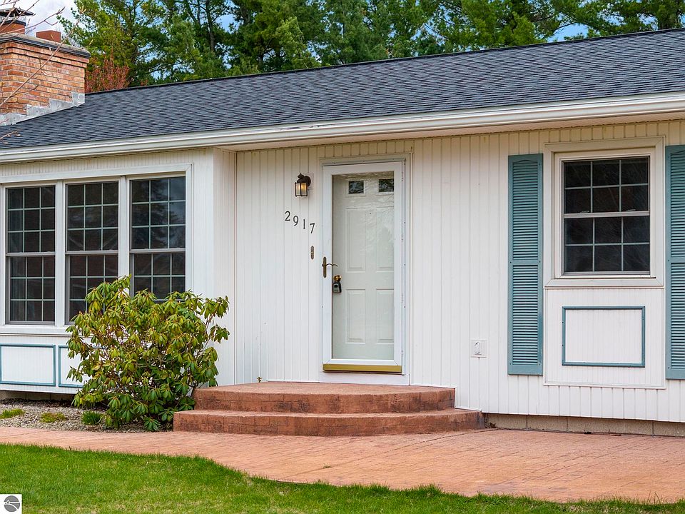 1st image of 2917 Belare Dr