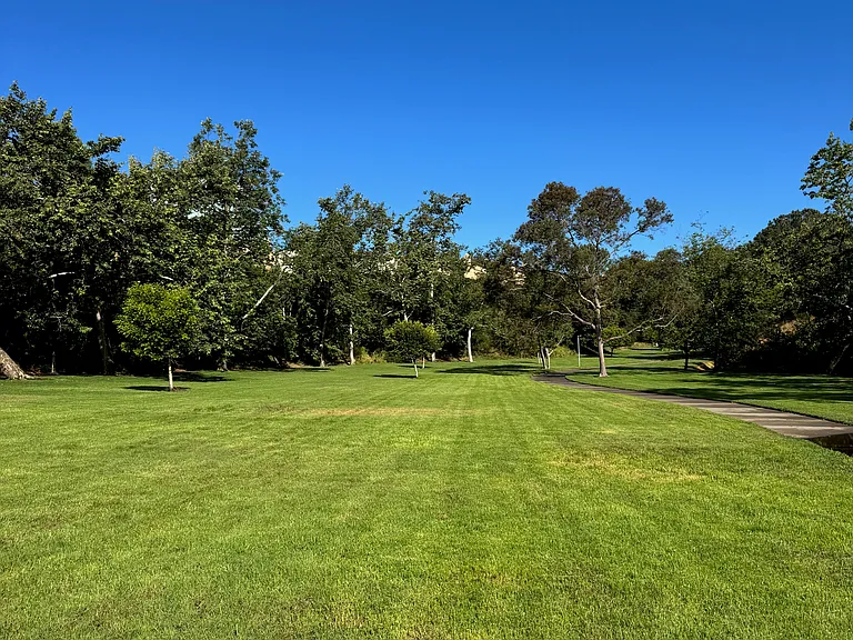 4576 Sherlock Ct — Photo 24